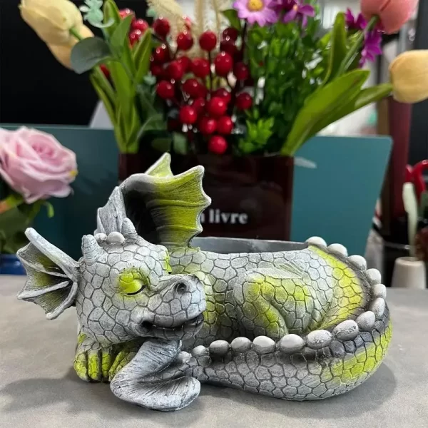 Sleeping Dragon em Resina - Imagem 5
