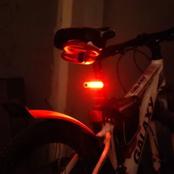 Luz Traseira USB Recarregável para Bicicleta - Vermelha - Imagem 6