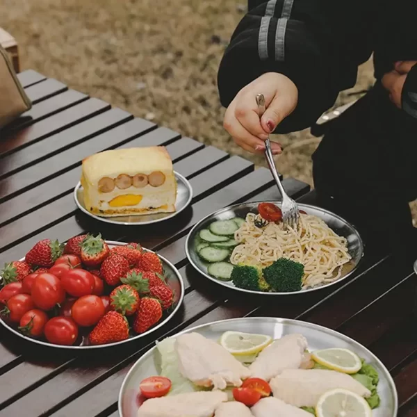 Pratos de aço inoxidável pratos de jantar de metal reutilizáveis alimentação servindo talheres pratos redondos para acampamento ao ar livre caminhadas piquenique churrasco - Imagem 3