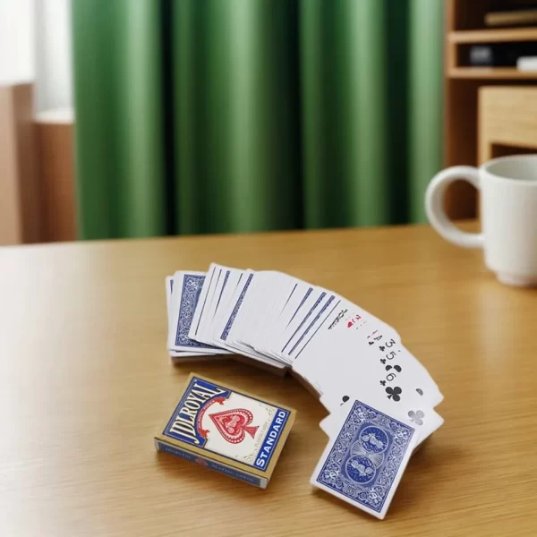 Mais novo jdlroyal poker vermelho/azul regular jogando cartas padrão selado decks truques de magia poker jogando cartas truques mágicos gyh - Imagem 2