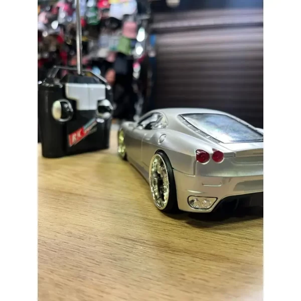 Carrinho De Controle Carro Ferrari Led Com Pilhas E Bateria - Imagem 2