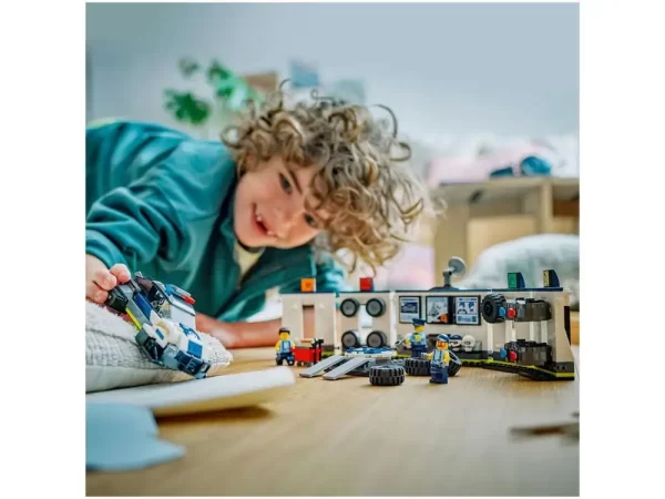 LEGO City Garagem Personalizada para Carros - Imagem 2